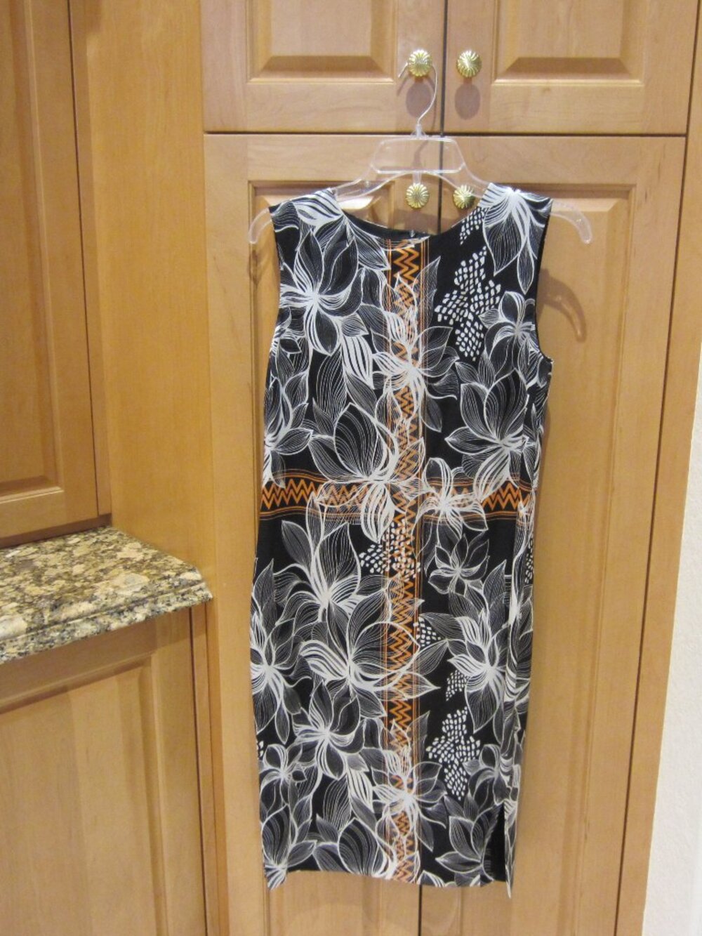 St John Sleeveless Dress